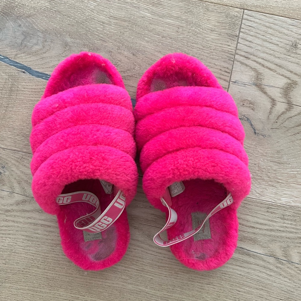 Hot pink Uggs